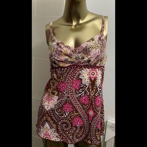 Xhilaration sleeveless top with adjustable straps